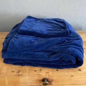Pottery Barn Twin Duvet Cover & Pillow Case Navy Blue | No Longer Available